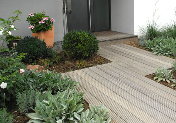 Holzarbeiten im Garten – Garteneinblick 6
